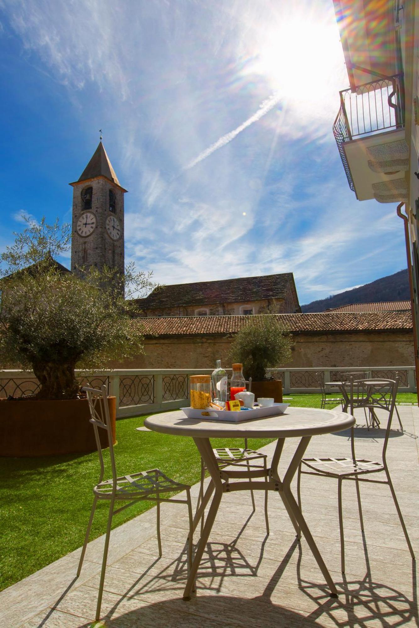 Hotel Al Campanile - Luxury Suites & Apartments Baveno Zewnętrze zdjęcie