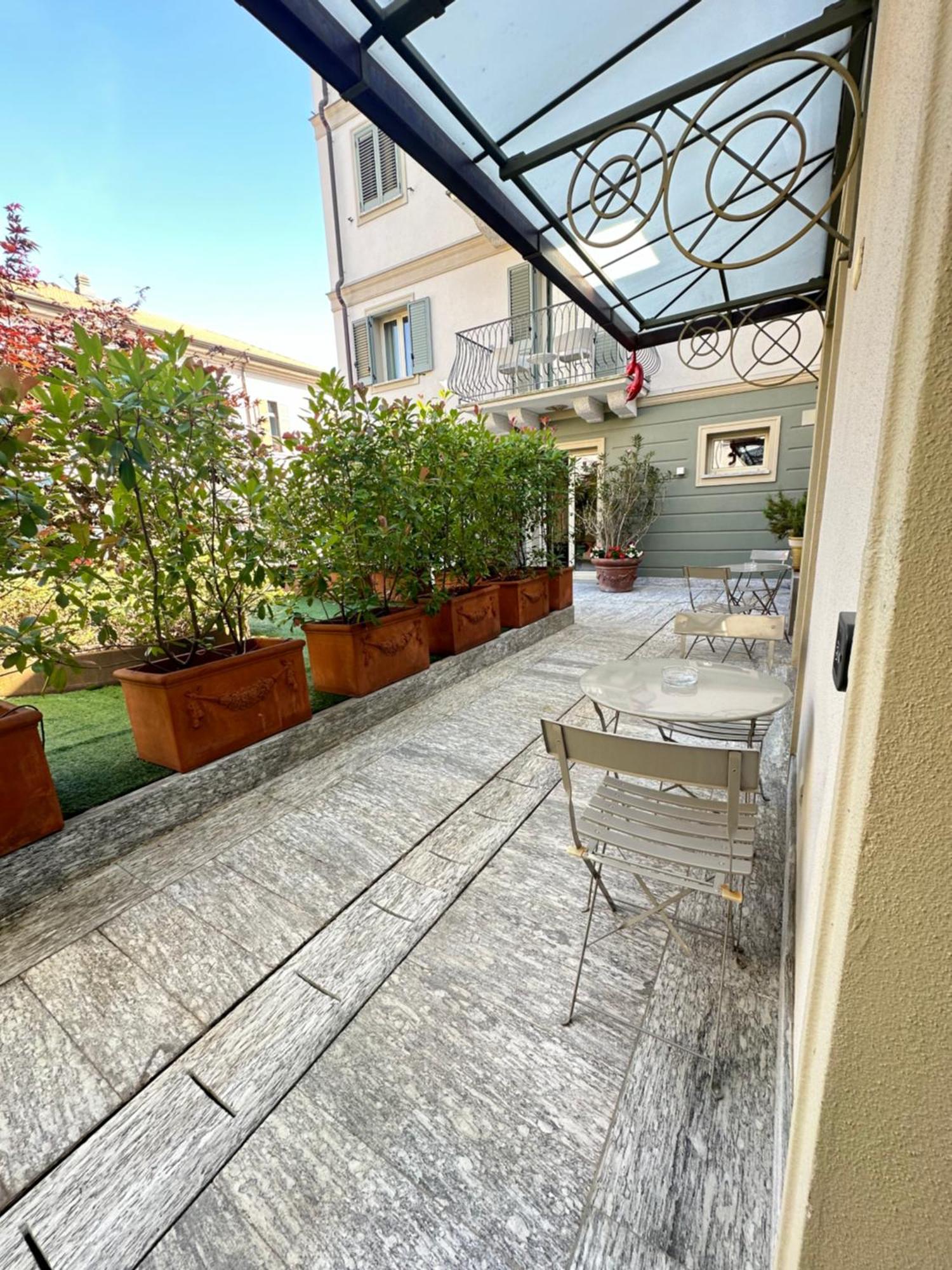 Hotel Al Campanile - Luxury Suites & Apartments Baveno Zewnętrze zdjęcie